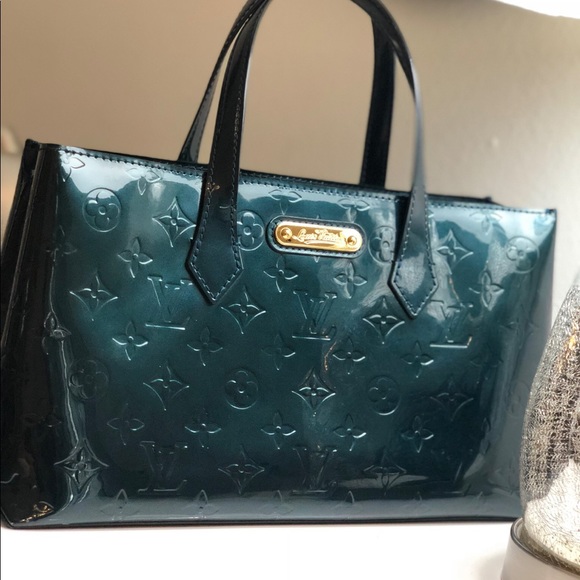 SOLD🎈Vernis Leather Tote - Picture 5 of 8